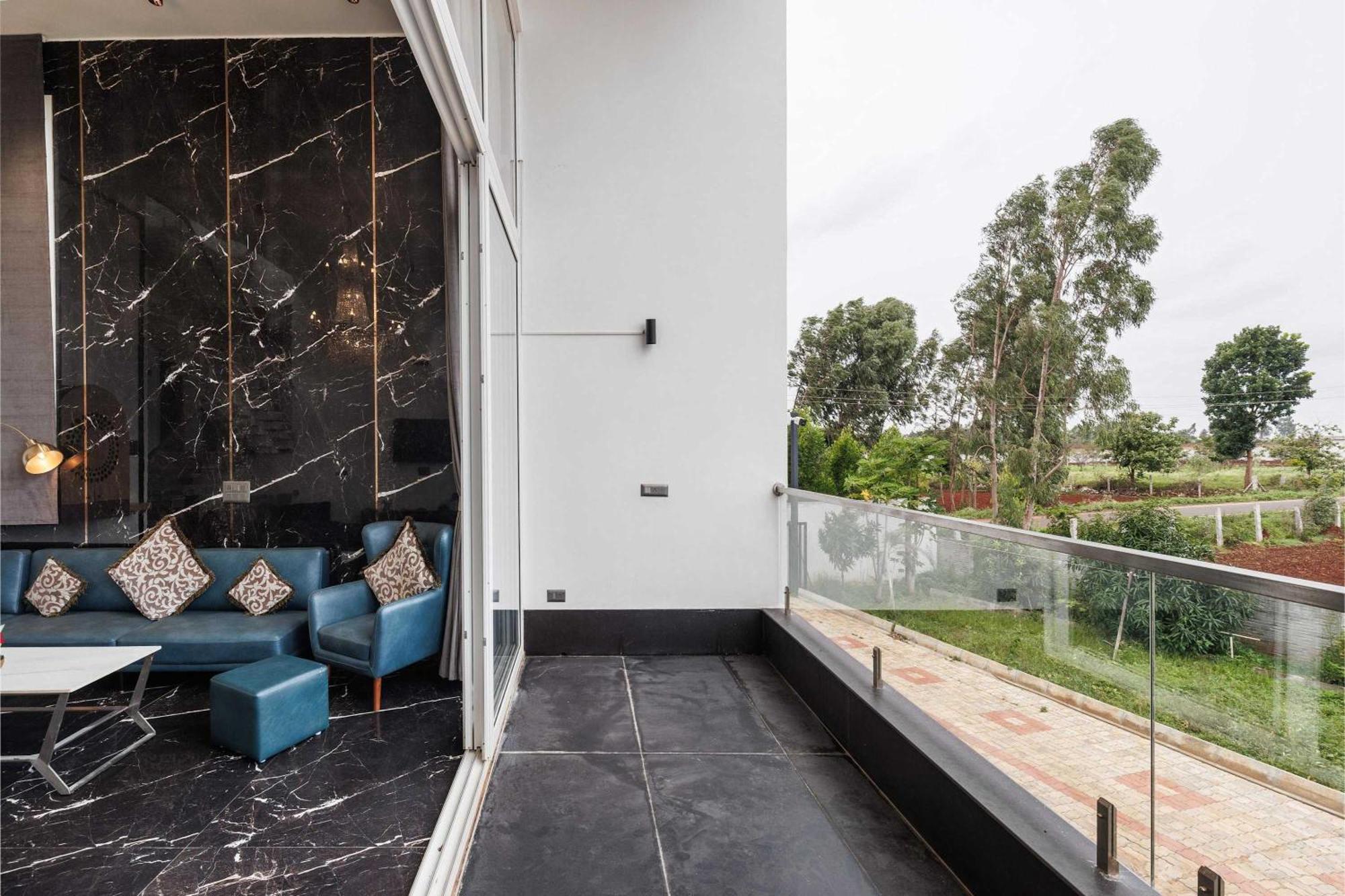 Celestial Sapphire Villa Pvt Pool Veg Food 4Bhk Dod Ballāpur Extérieur photo