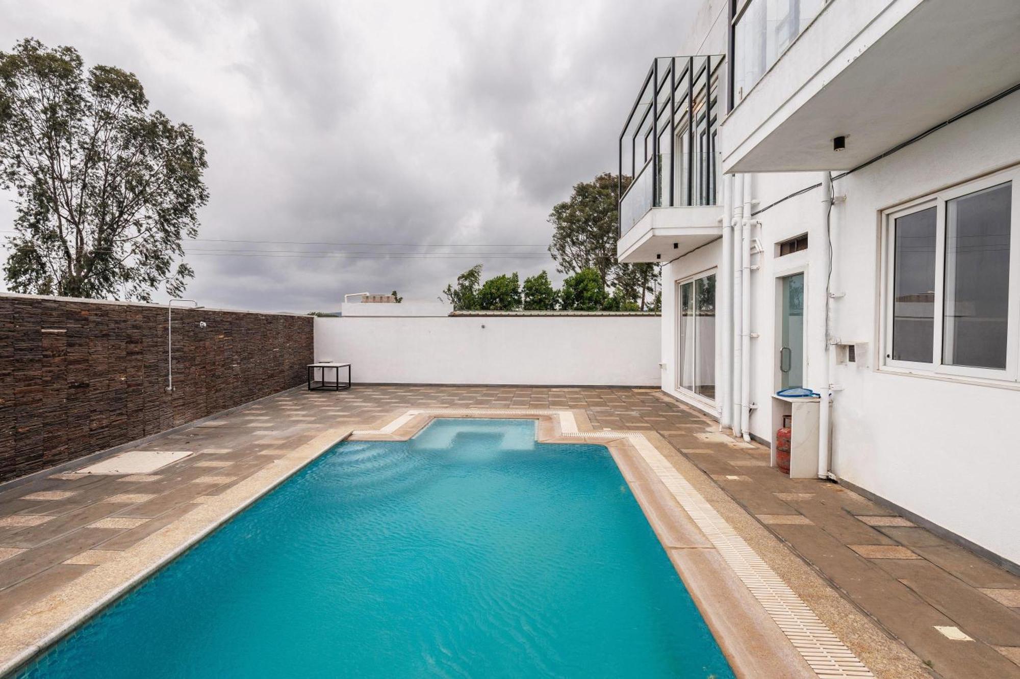 Celestial Sapphire Villa Pvt Pool Veg Food 4Bhk Dod Ballāpur Extérieur photo