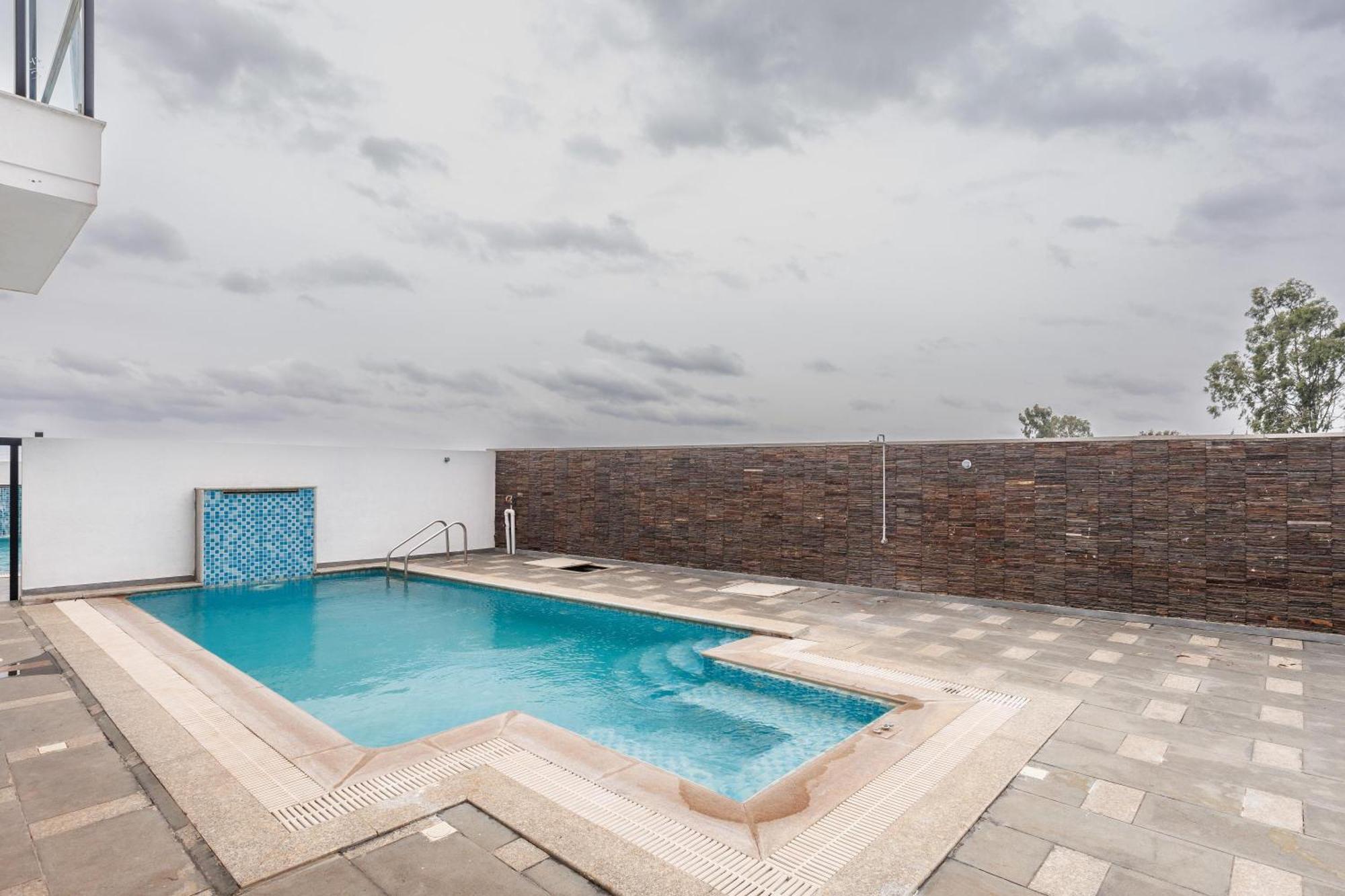Celestial Sapphire Villa Pvt Pool Veg Food 4Bhk Dod Ballāpur Extérieur photo