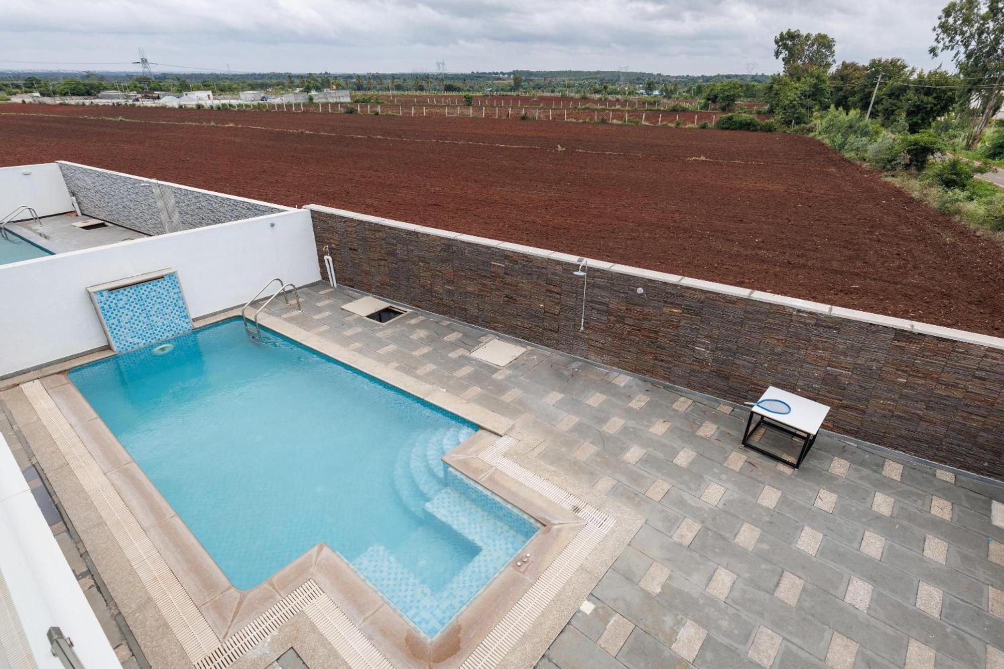 Celestial Sapphire Villa Pvt Pool Veg Food 4Bhk Dod Ballāpur Extérieur photo